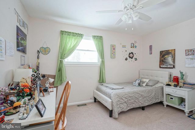 1113 CRANE DR, Cherry Hill, NJ 08003