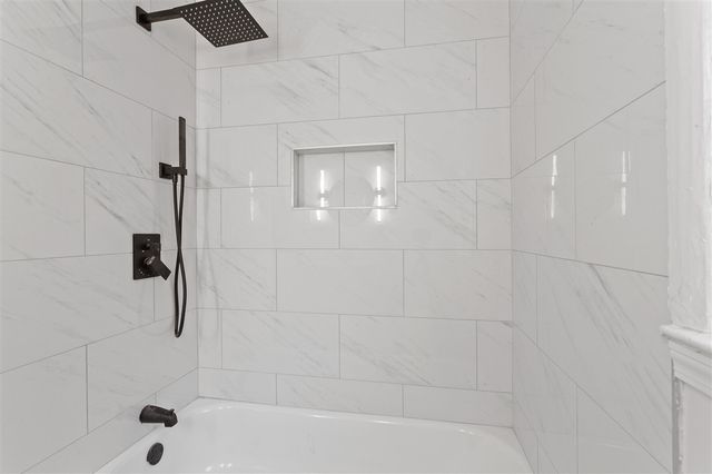 18031 Mendota Street, Detroit, MI 48221