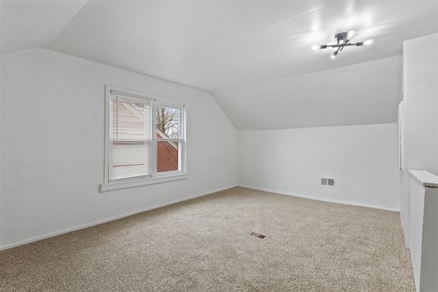 18031 Mendota Street, Detroit, MI 48221