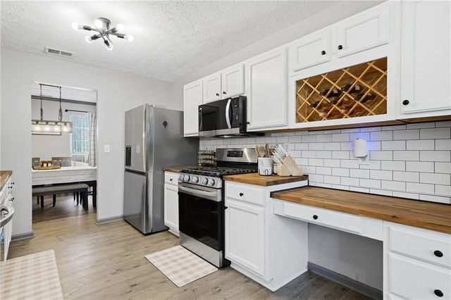 4974 Rockstone Way, Acworth, GA 30101