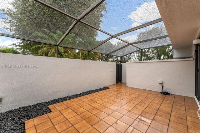 8725 SW 81st Ct, Miami, FL 33143