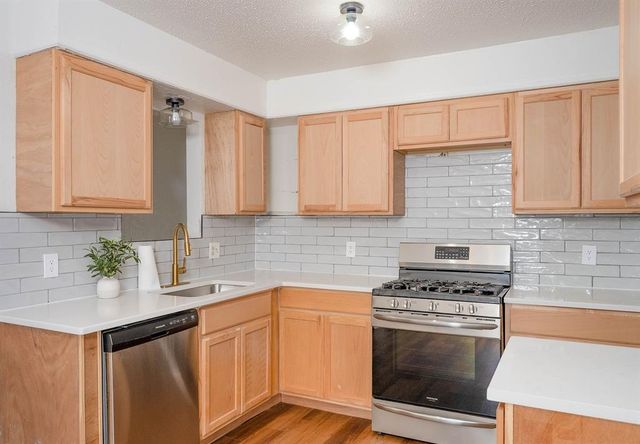 1403 N Nail Parkway, Moore, OK 73160