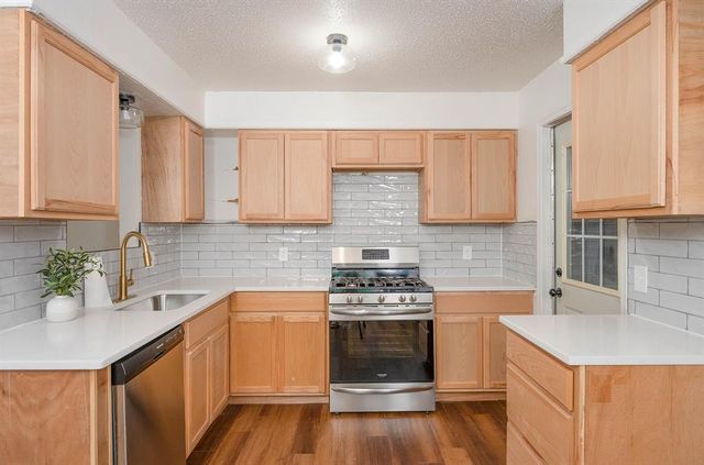 1403 N Nail Parkway, Moore, OK 73160