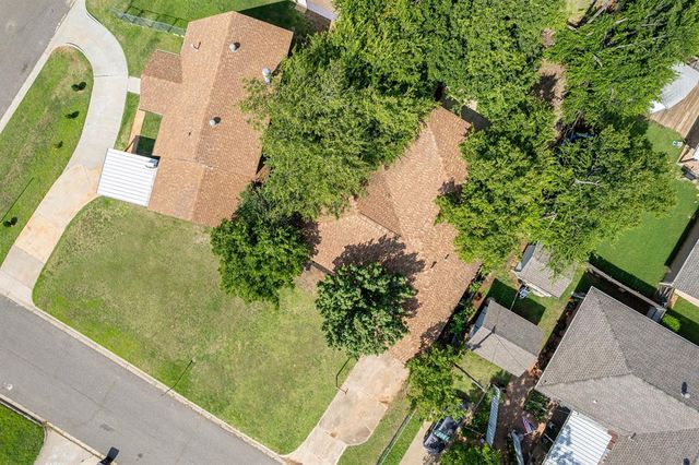 1403 N Nail Parkway, Moore, OK 73160