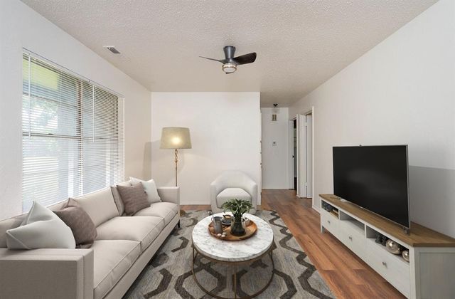1403 N Nail Parkway, Moore, OK 73160