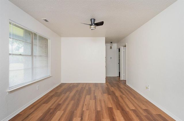 1403 N Nail Parkway, Moore, OK 73160