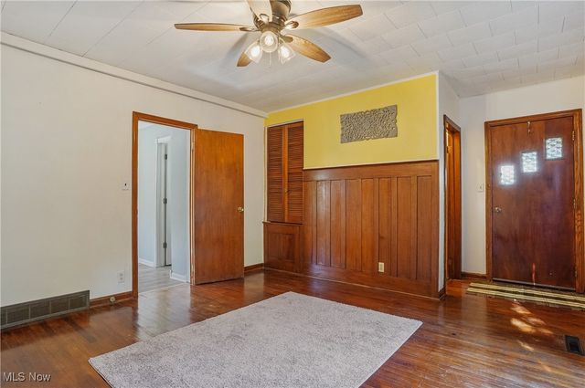 379 Stull Avenue, Uniontown, OH 44312