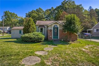 379 Stull Avenue, Uniontown, OH 44312