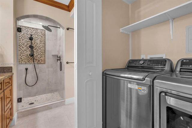 16485 Collins Avenue OS35C, Sunny Isles Beach, FL 33160