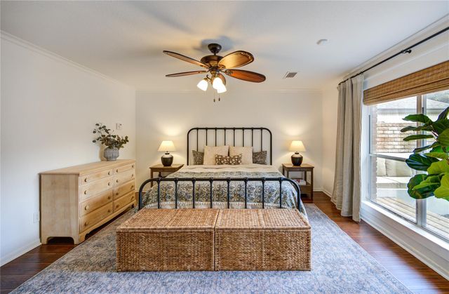 2282 Woodland Springs Street, Houston, TX 77077