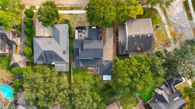 2282 Woodland Springs Street, Houston, TX 77077