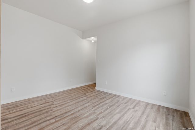 1021 CENTER ST, San Antonio, TX 78202