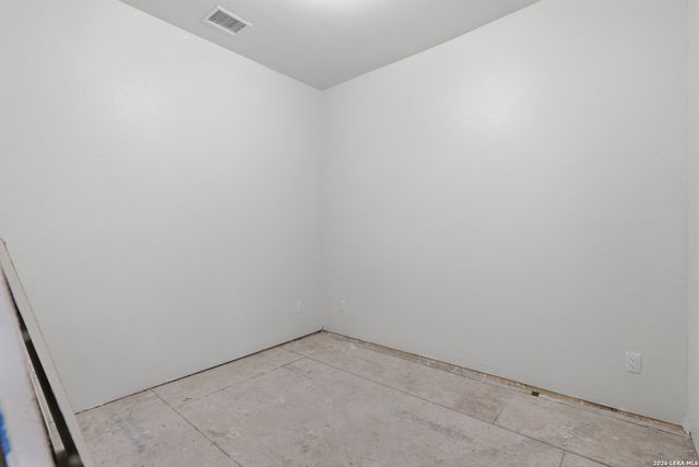 1021 CENTER ST, San Antonio, TX 78202