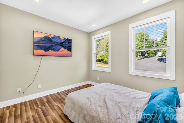 2101 Highland View Lane, Charlotte, NC 28214
