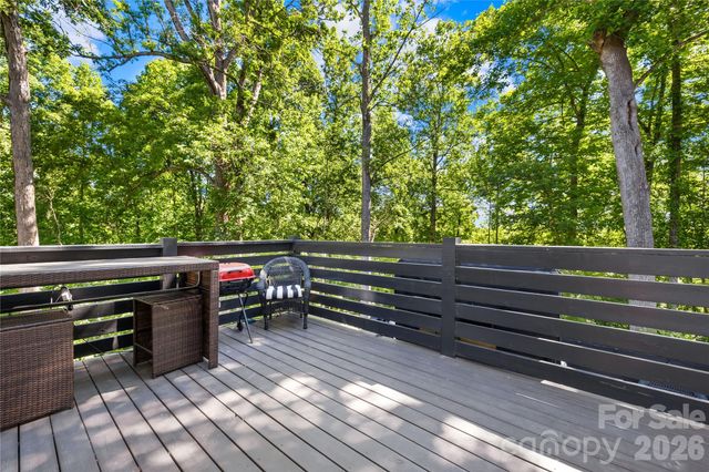 2101 Highland View Lane, Charlotte, NC 28214