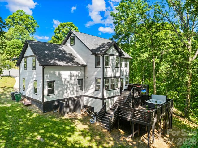 2101 Highland View Lane, Charlotte, NC 28214