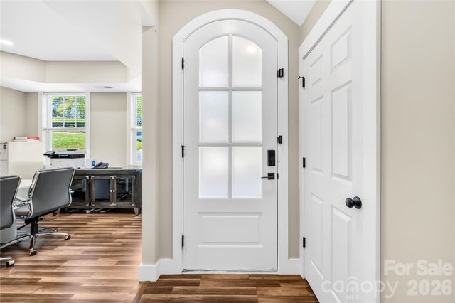 2101 Highland View Lane, Charlotte, NC 28214