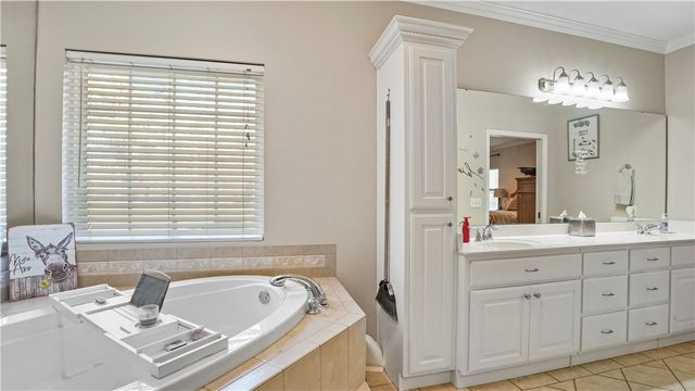 522 Grantham Road, Jesup, GA 31546