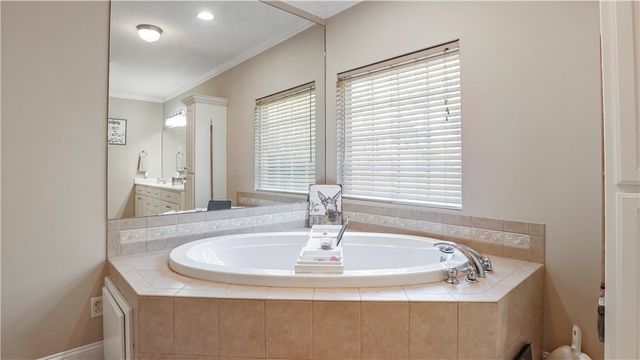 522 Grantham Road, Jesup, GA 31546