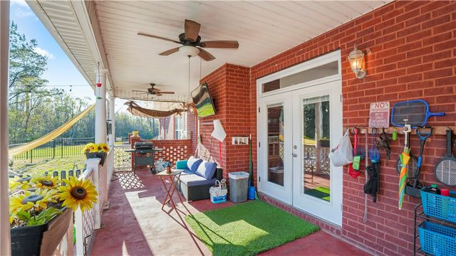 522 Grantham Road, Jesup, GA 31546