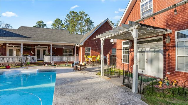 522 Grantham Road, Jesup, GA 31546