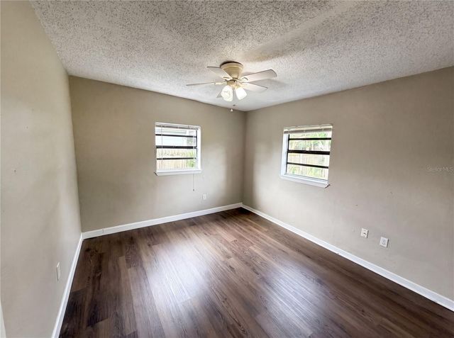702 S SOLANDRA DRIVE, Orlando, FL 32807