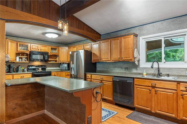 5476 Waterloo Road, Washington Twp, OH 45459
