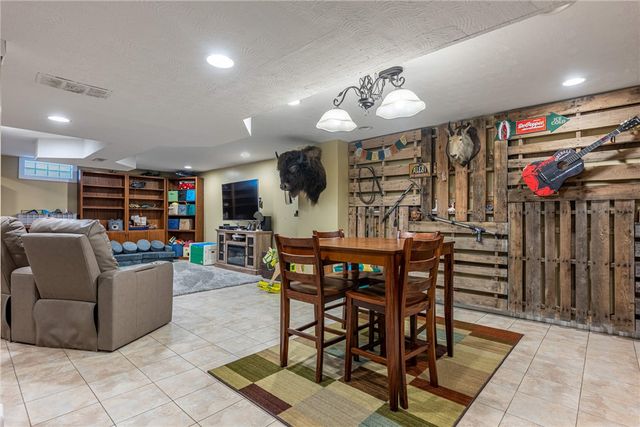 5476 Waterloo Road, Washington Twp, OH 45459