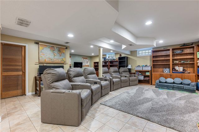 5476 Waterloo Road, Washington Twp, OH 45459