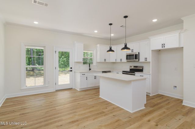25 Maple Road, Petal, MS 39465