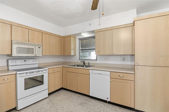 124 SAGO LANE, Nokomis, FL 34275