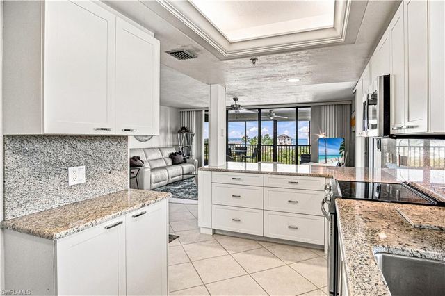 26225 Hickory BLVD 4C, Bonita Springs, FL 34134