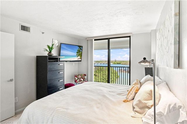 26225 Hickory BLVD 4C, Bonita Springs, FL 34134