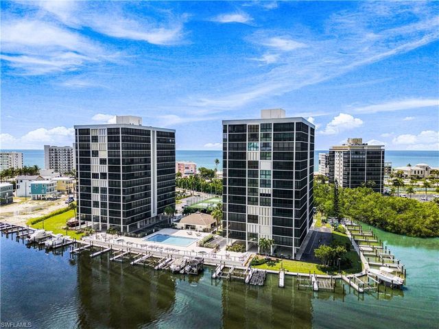 26225 Hickory BLVD 4C, Bonita Springs, FL 34134