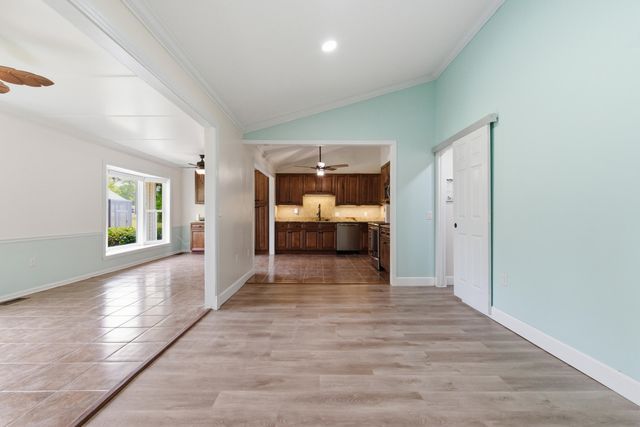 127 Cooper Circle, Santee, SC 29142