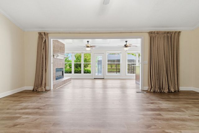 127 Cooper Circle, Santee, SC 29142