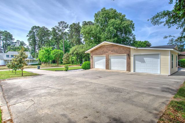 127 Cooper Circle, Santee, SC 29142