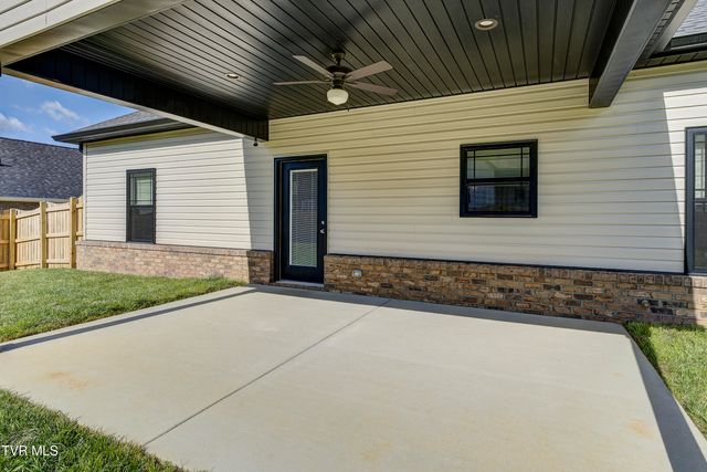 119 Ervin Loop, Erwin, TN 37650