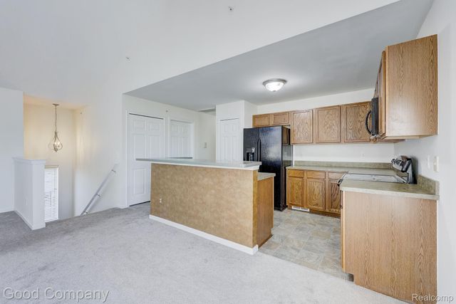 29891 Heritage Parkway, Warren, MI 48092