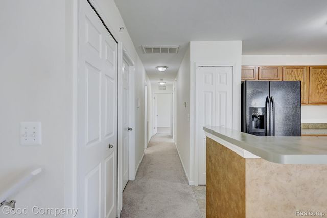 29891 Heritage Parkway, Warren, MI 48092