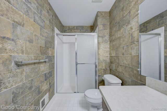 29891 Heritage Parkway, Warren, MI 48092