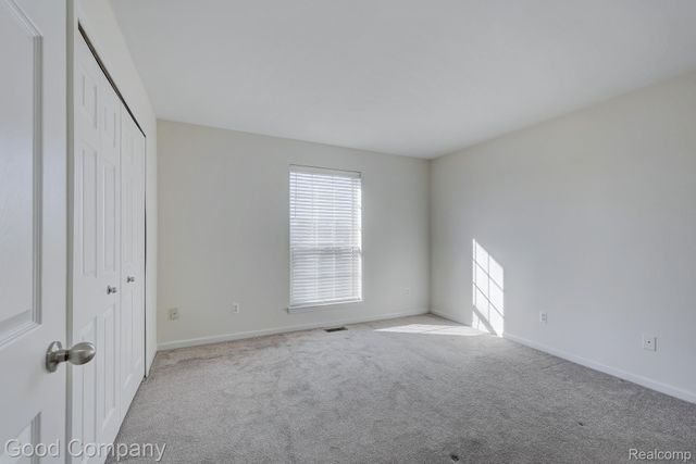 29891 Heritage Parkway, Warren, MI 48092