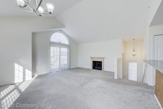 29891 Heritage Parkway, Warren, MI 48092