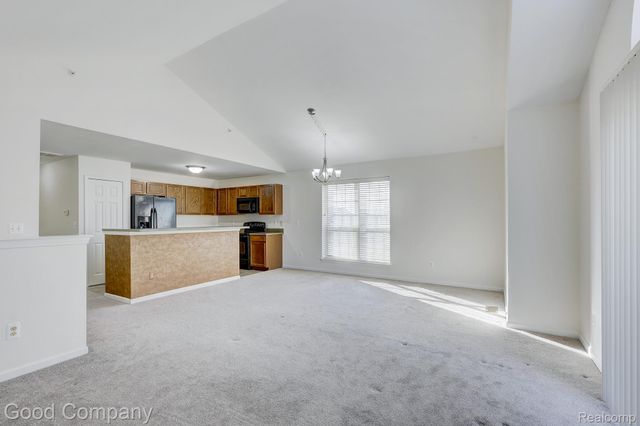 29891 Heritage Parkway, Warren, MI 48092