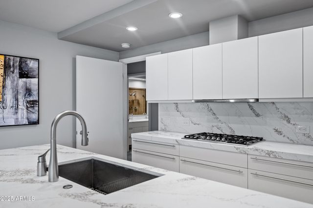 7117 E RANCHO VISTA Drive 3006, Scottsdale, AZ 85251