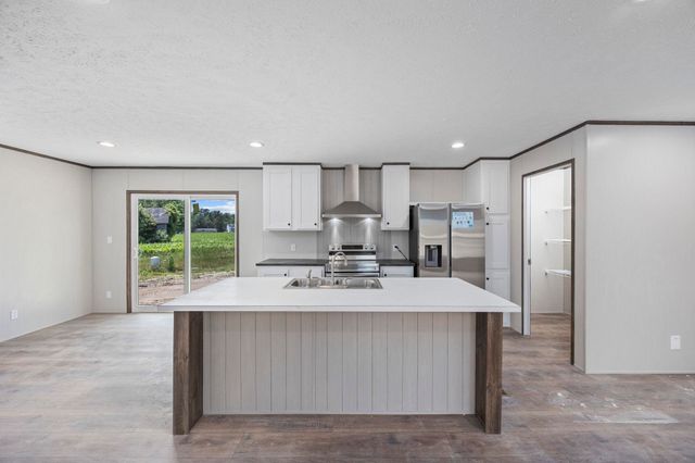 501 N Green Sea Rd., Loris, SC 29569