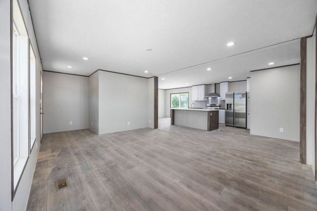 501 N Green Sea Rd., Loris, SC 29569