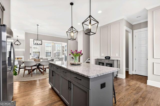 2144 Old Georgian Terrace NW, Atlanta, GA 30318