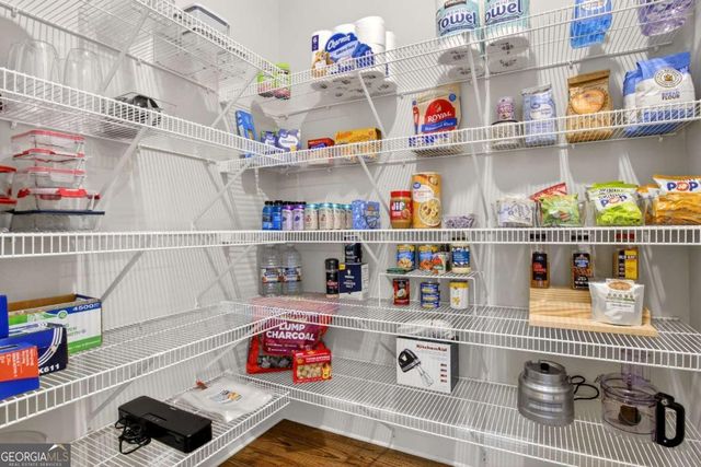 2144 Old Georgian Terrace NW, Atlanta, GA 30318