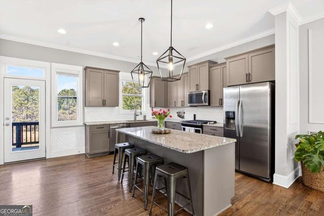 2144 Old Georgian Terrace NW, Atlanta, GA 30318